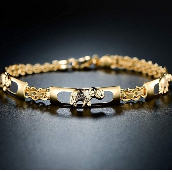 Gold Bracelet Elephant Animal Design New - Picture 1 of 6